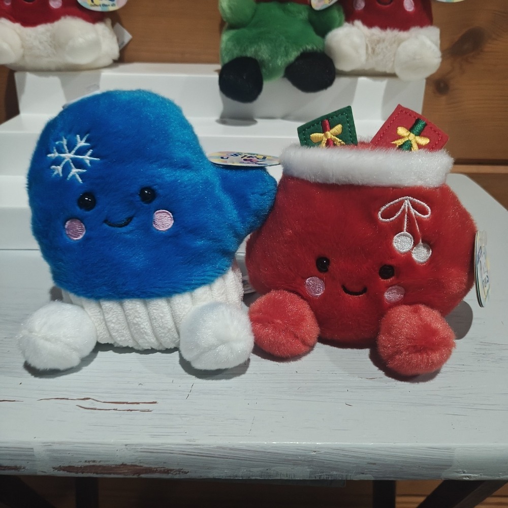 Lot of 9 Christmas Themed Palm Pals Plush Santa Clause Ginger Bread Yeti Elf D41 - Picture 4 of 5